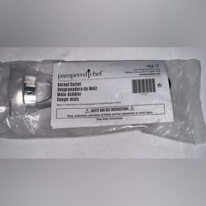 Pampered Chef Kernel Cutter Corn on the Cob Husker Tool NIP Stainless Steel